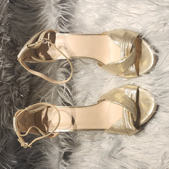 J. Miller Gold heels - Picture 4 of 4